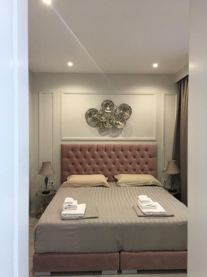 Onira Luxury Apartment *