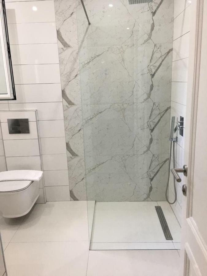 Onira Luxury Apartment Sarande